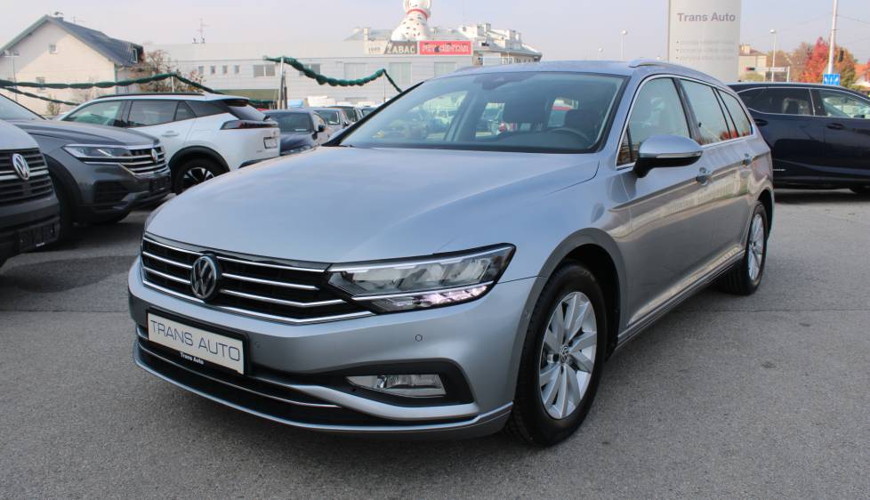 VW Passat Variant 1.6 TDi DSG *LED, NAVIGACIJA, KAMERA*